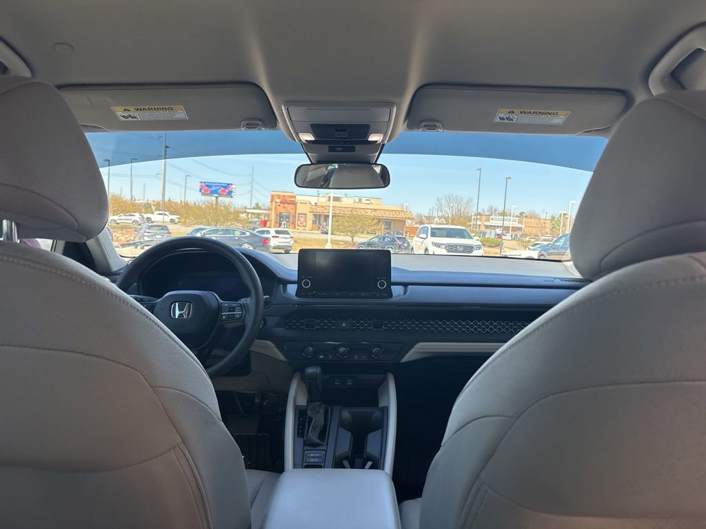 Used 2023 Honda Accord LX image 30