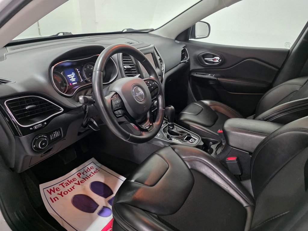 Used 2019 Jeep Cherokee Altitude image 17