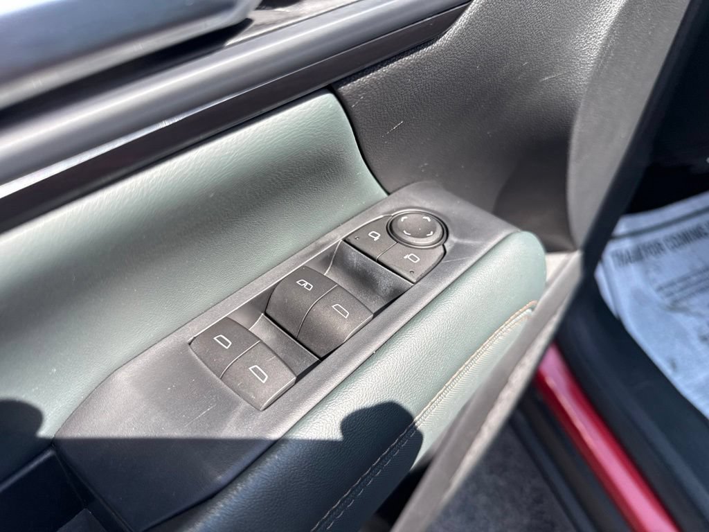 Used 2026 GMC Terrain AT4 w/ LPO, Floor Liner Package AWD/4WD image 21