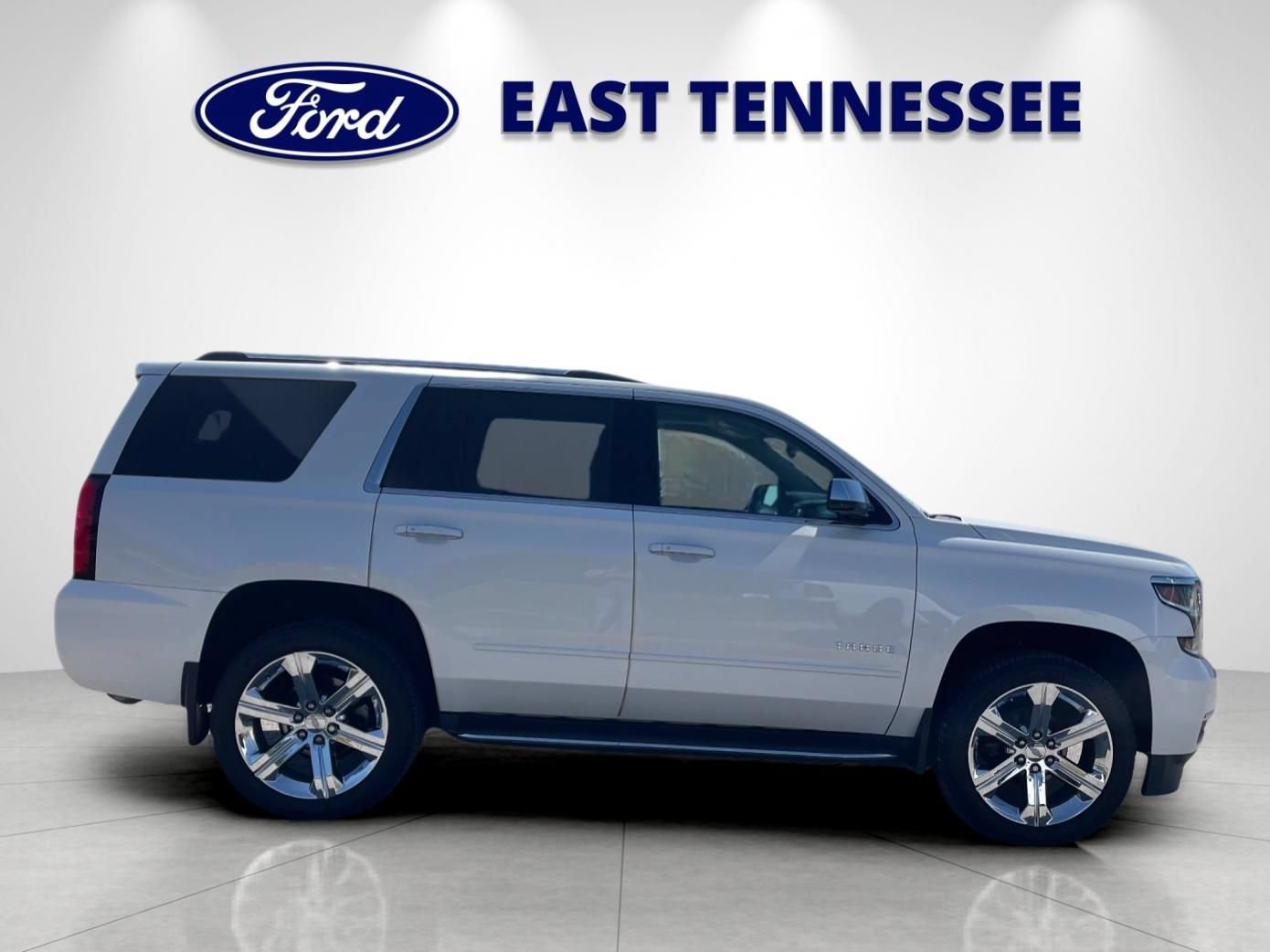 Used 2020 Chevrolet Tahoe Premier w/ 6.2L Performance Package AWD/4WD image 2