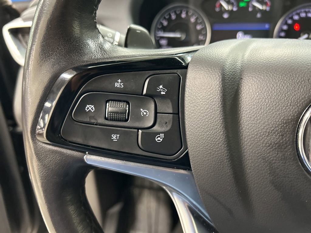 Used 2023 Buick Enclave Essence w/ Sport Touring Edition image 15