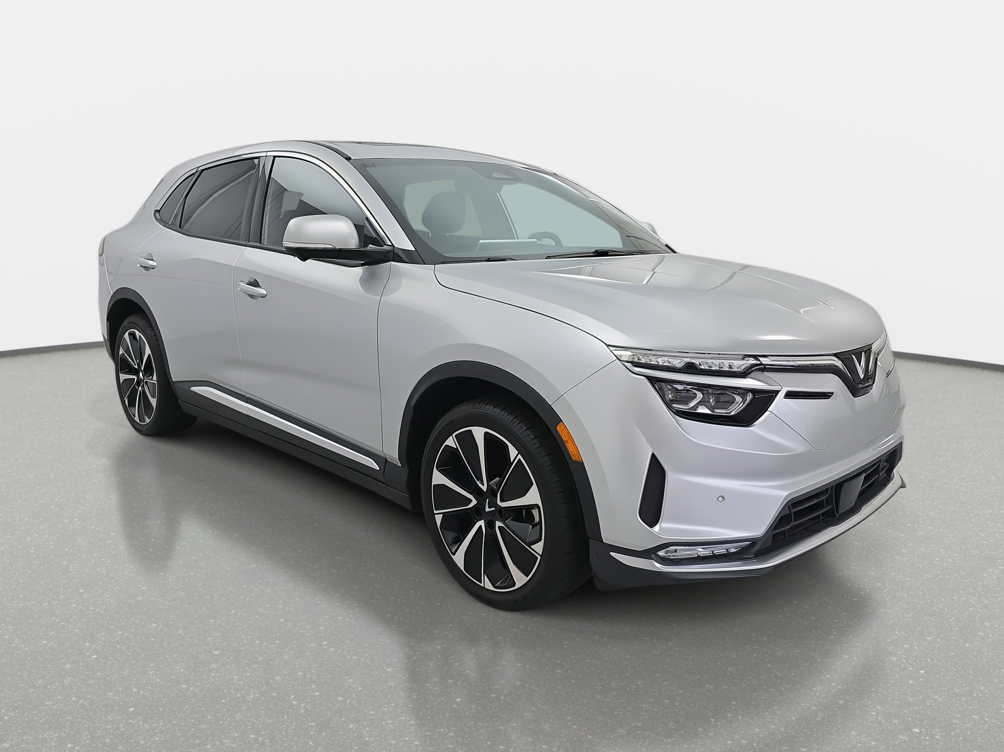 New 2025 VinFast VF 8 Plus image 3