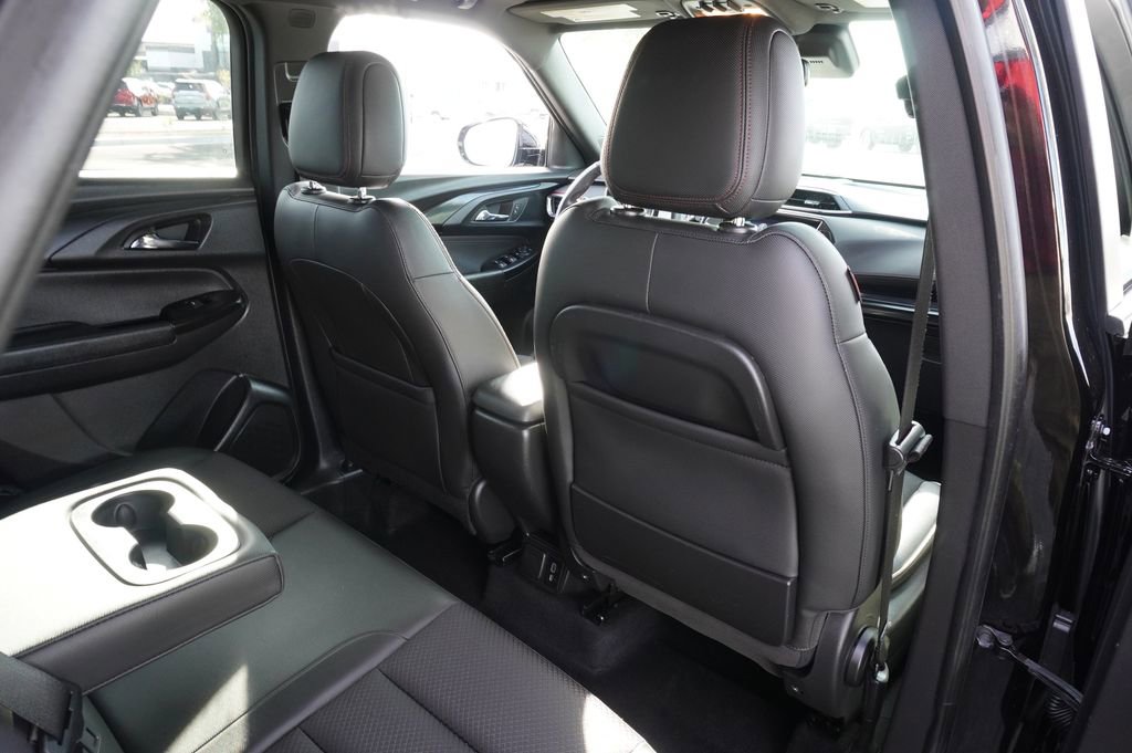 Certified 2023 Chevrolet TrailBlazer RS w/ Sun and Liftgate Package image 10