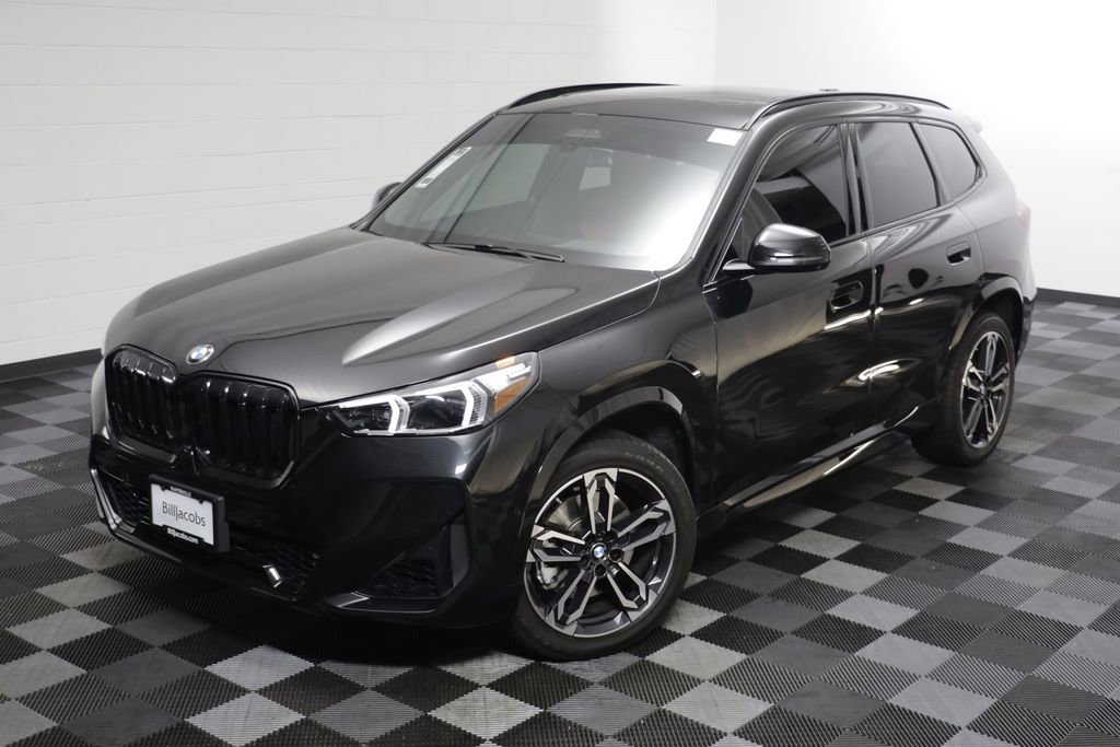 Certified 2023 BMW X1 xDrive28i w/ Premium Package AWD/4WD image 2