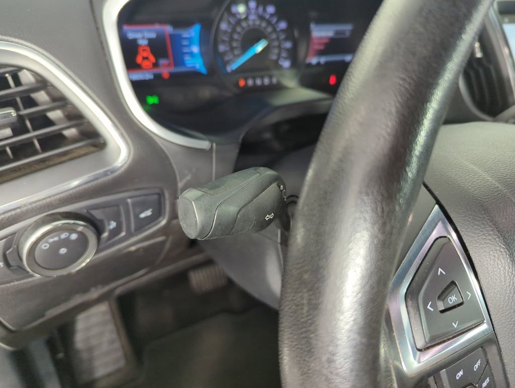 Used 2018 Ford Edge Titanium w/ Equipment Group 301A image 21