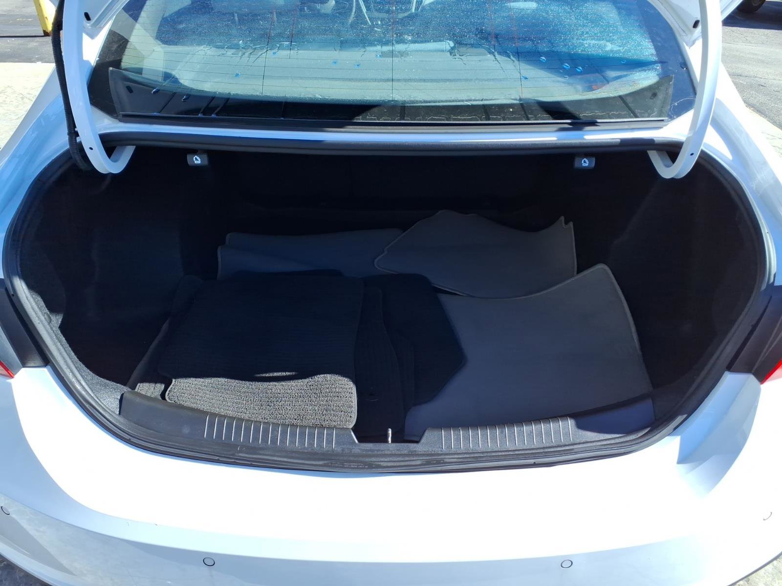 Used 2022 Chevrolet Malibu LS w/ Driver Confidence Package image 10