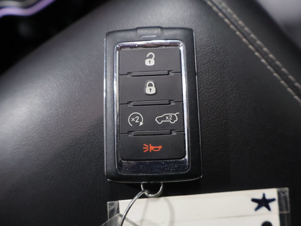 Used 2021 Jeep Grand Cherokee L Limited AWD/4WD image 26