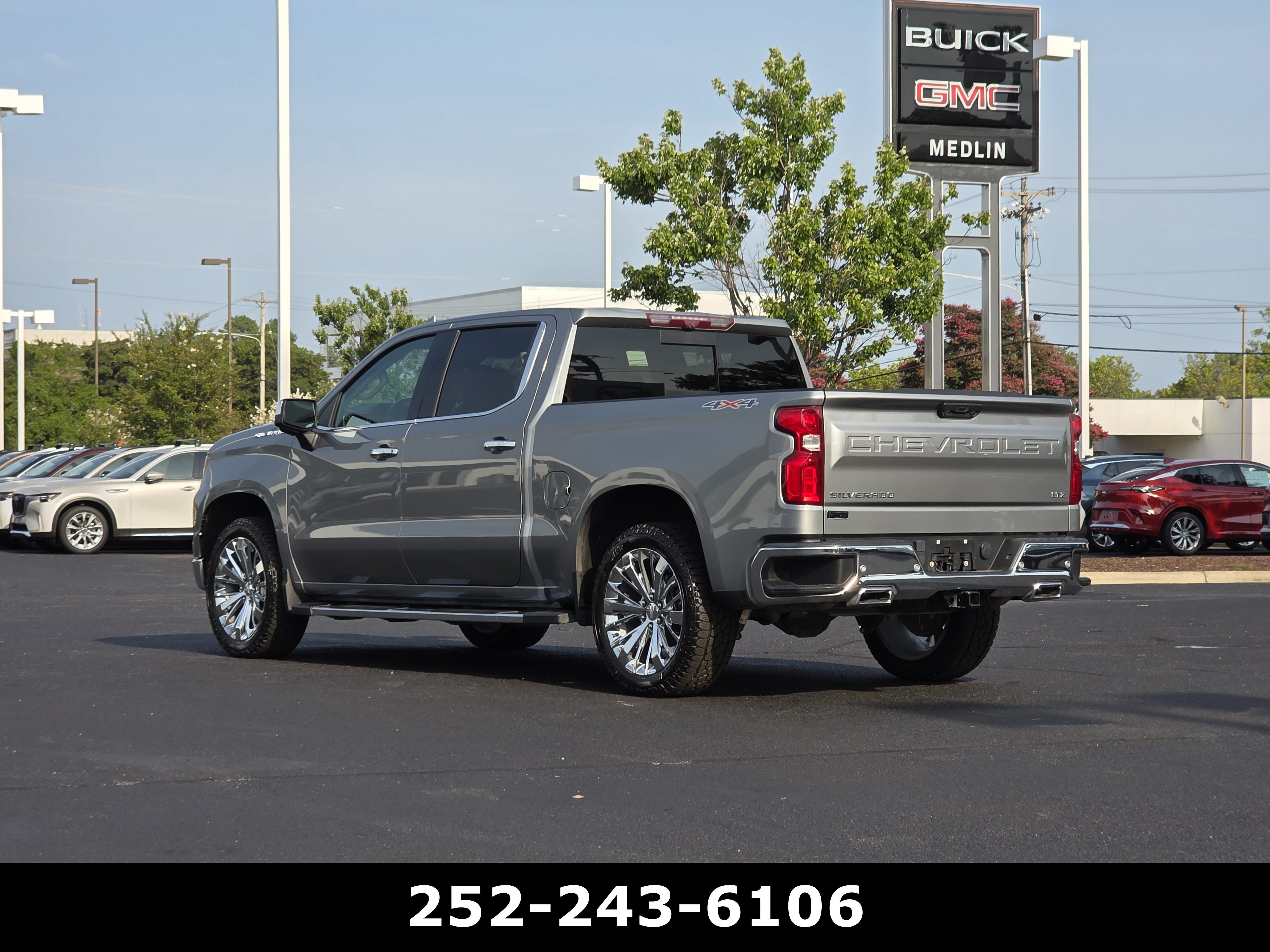 Used 2023 Chevrolet Silverado 1500 LTZ w/ LTZ Premium Package AWD/4WD image 5
