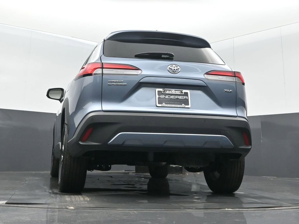 Used 2024 Toyota Corolla Cross XLE w/ Convenience Package image 20