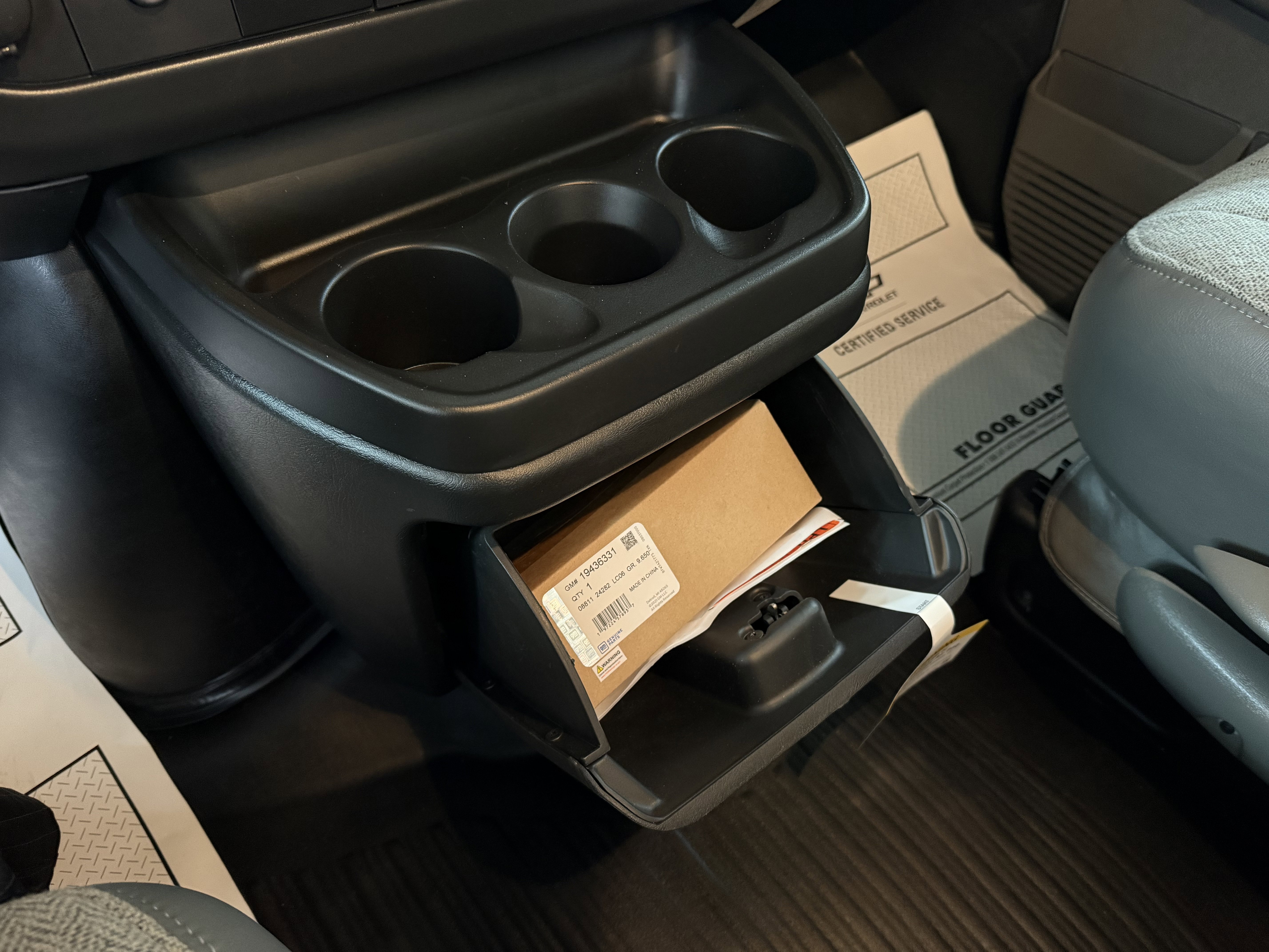 New 2025 Chevrolet Express 3500 w/ Power Convenience Package image 24