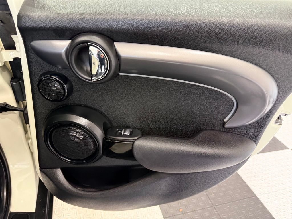 Used 2023 MINI Cooper S w/ Premium Package FWD image 28