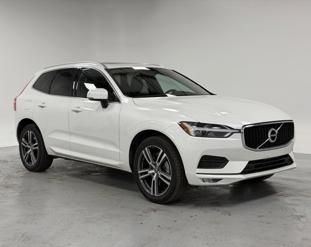 Used 2021 Volvo XC60 T6 Momentum image 5