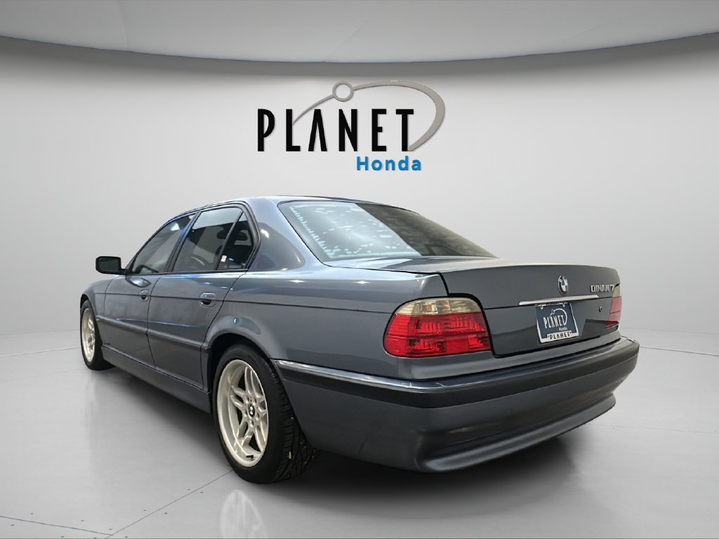 Used 2001 BMW 740i RWD image 7
