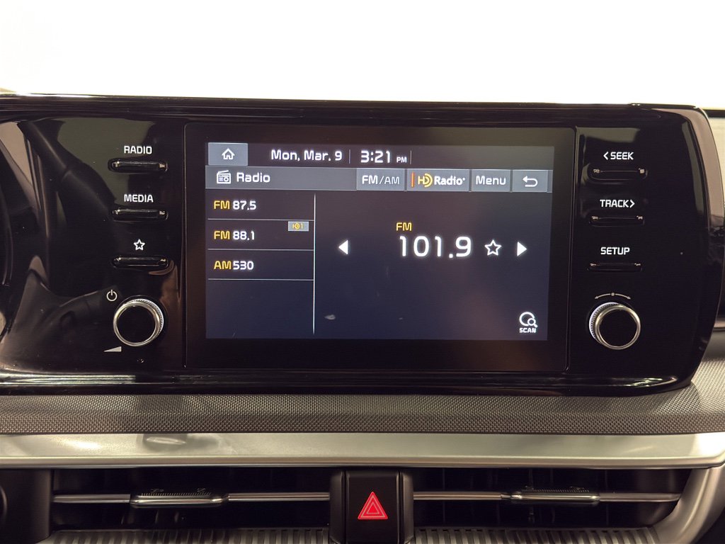 Used 2022 Kia K5 LXS image 21