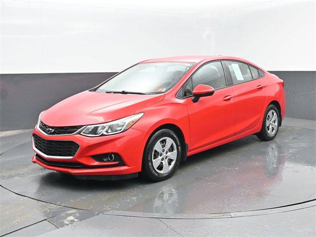 Used 2018 Chevrolet Cruze LS image 2