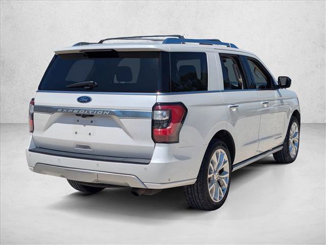 Used 2018 Ford Expedition Platinum AWD/4WD image 3