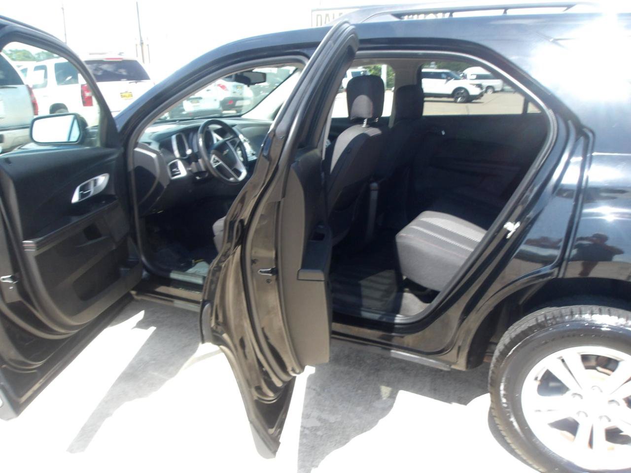 Used 2015 Chevrolet Equinox LT FWD image 15