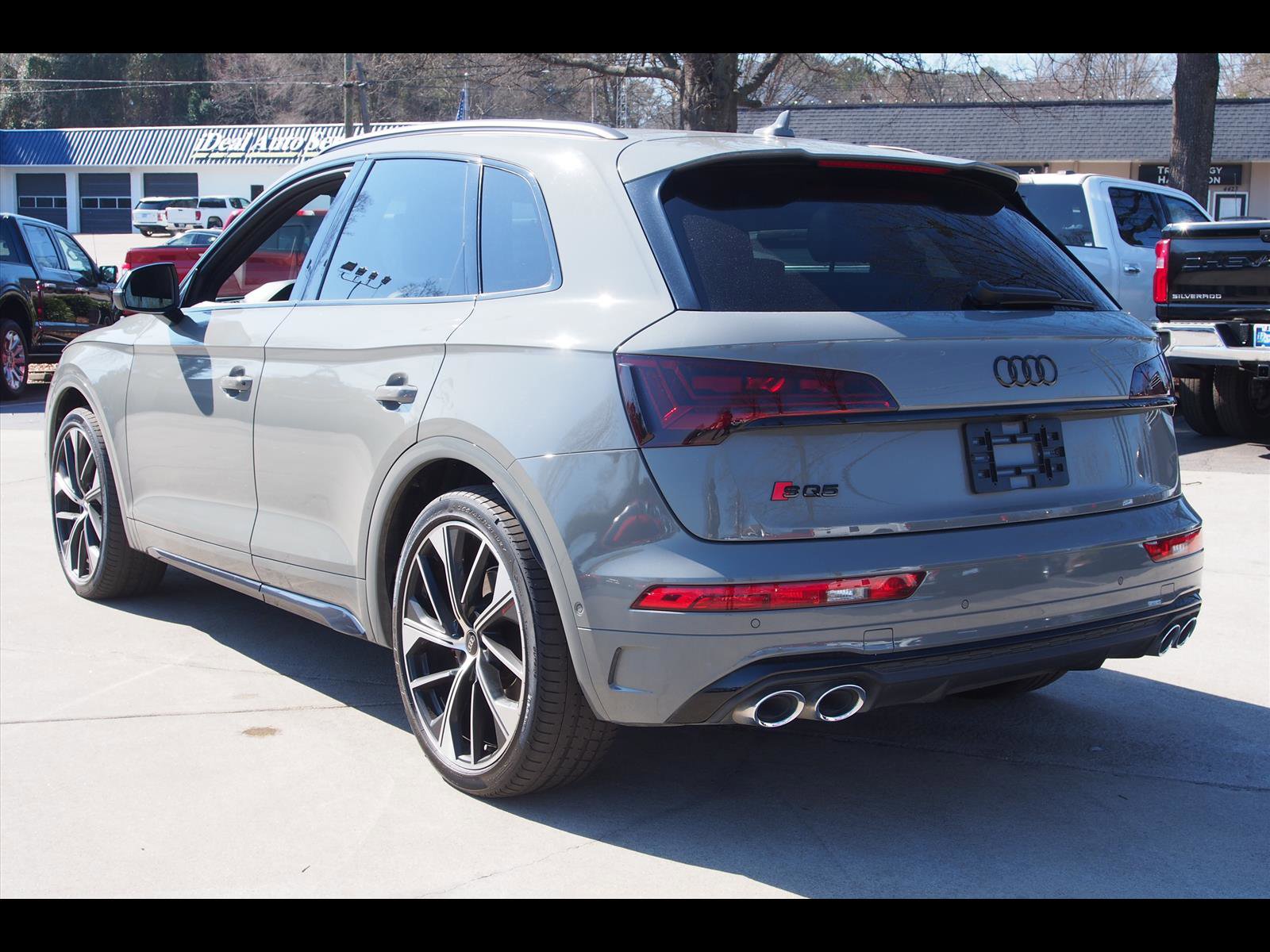 Used 2021 Audi SQ5 Prestige image 3