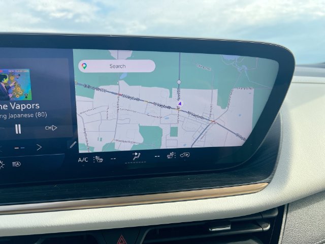 Used 2024 Buick Envision Avenir AWD/4WD image 29