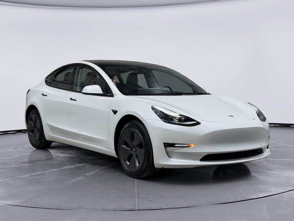 Used 2022 Tesla Model 3 Long Range AWD/4WD image 4