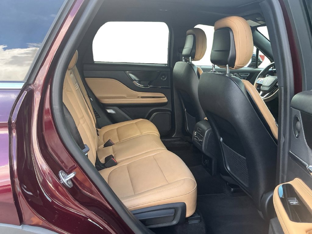 Certified 2020 Lincoln Corsair Reserve w/ Elements Package FWD image 23