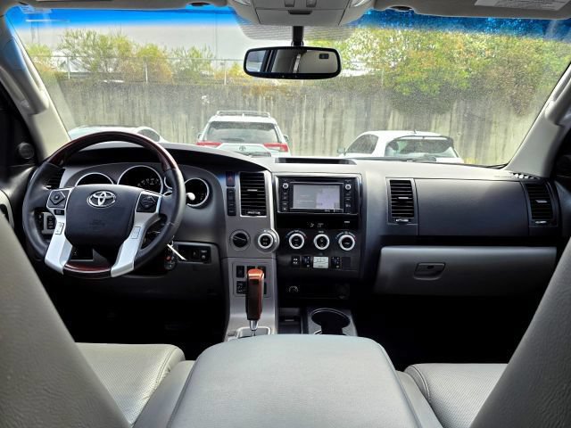 Used 2015 Toyota Sequoia Platinum AWD/4WD image 11
