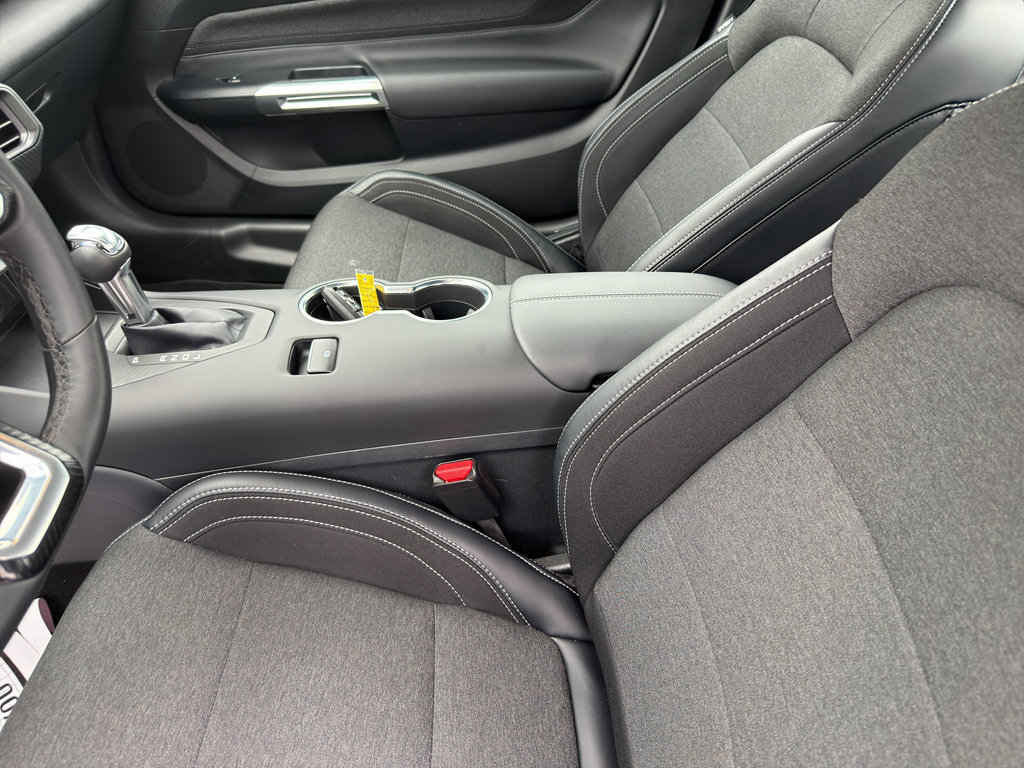 Used 2025 Ford Mustang Coupe RWD image 10