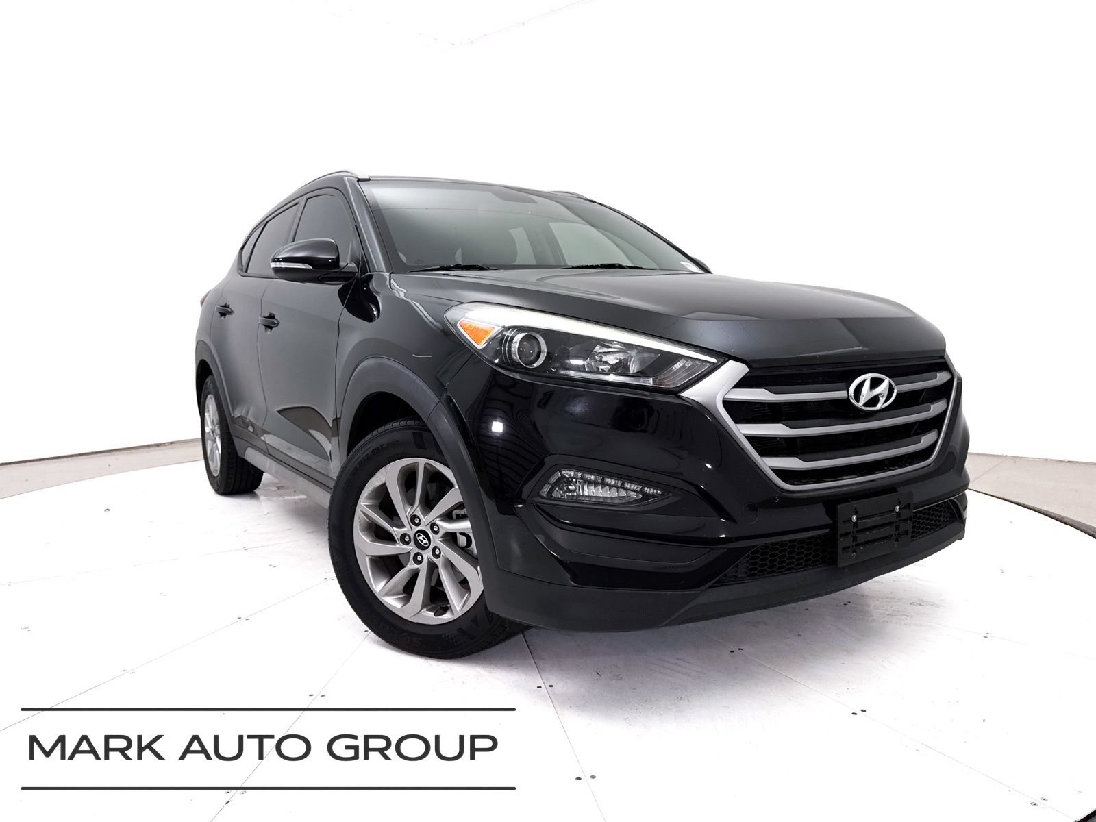 Used 2017 Hyundai Tucson SE Plus w/ Cargo Package FWD image 1