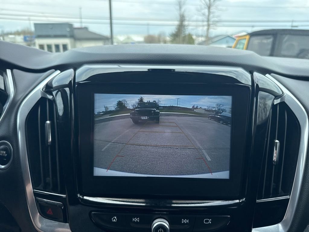 Used 2019 Chevrolet Traverse LT image 23