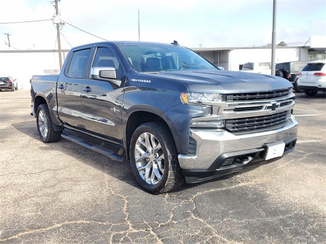 Used 2020 Chevrolet Silverado 1500 LT w/ Texas Edition image 2