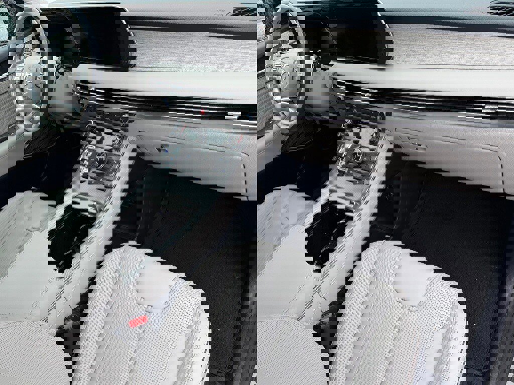 Used 2024 Hyundai Palisade Calligraphy image 27