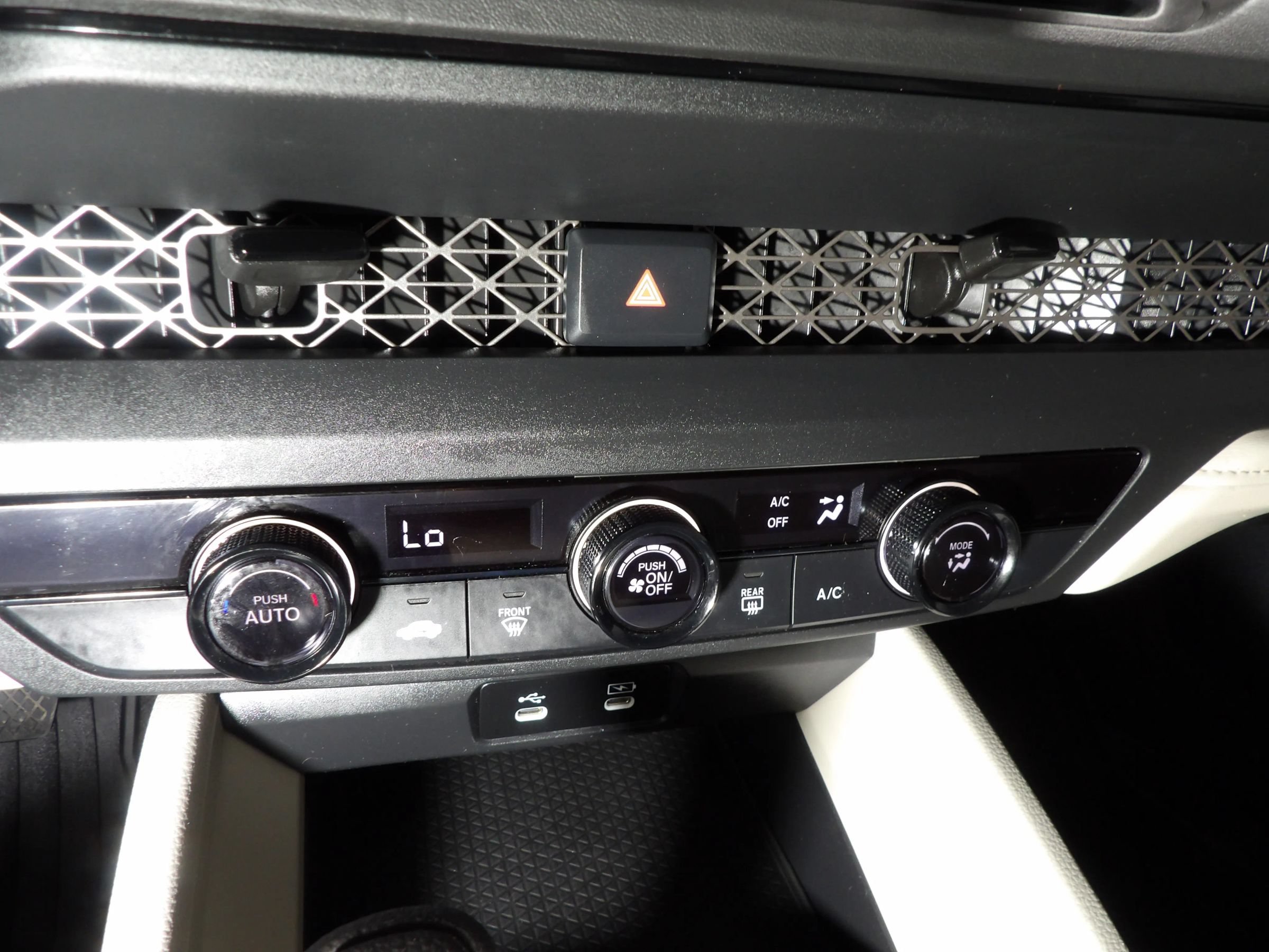 Used 2025 Honda Accord LX image 18