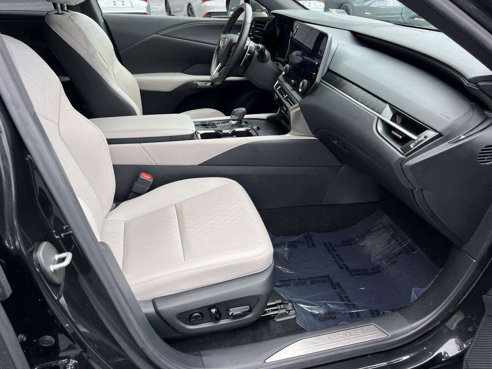 Certified 2026 Lexus RX 350 Premium Plus w/ Accessory Package (Z1) FWD image 13