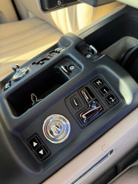 Used 2006 Rolls-Royce Phantom Sedan RWD image 77