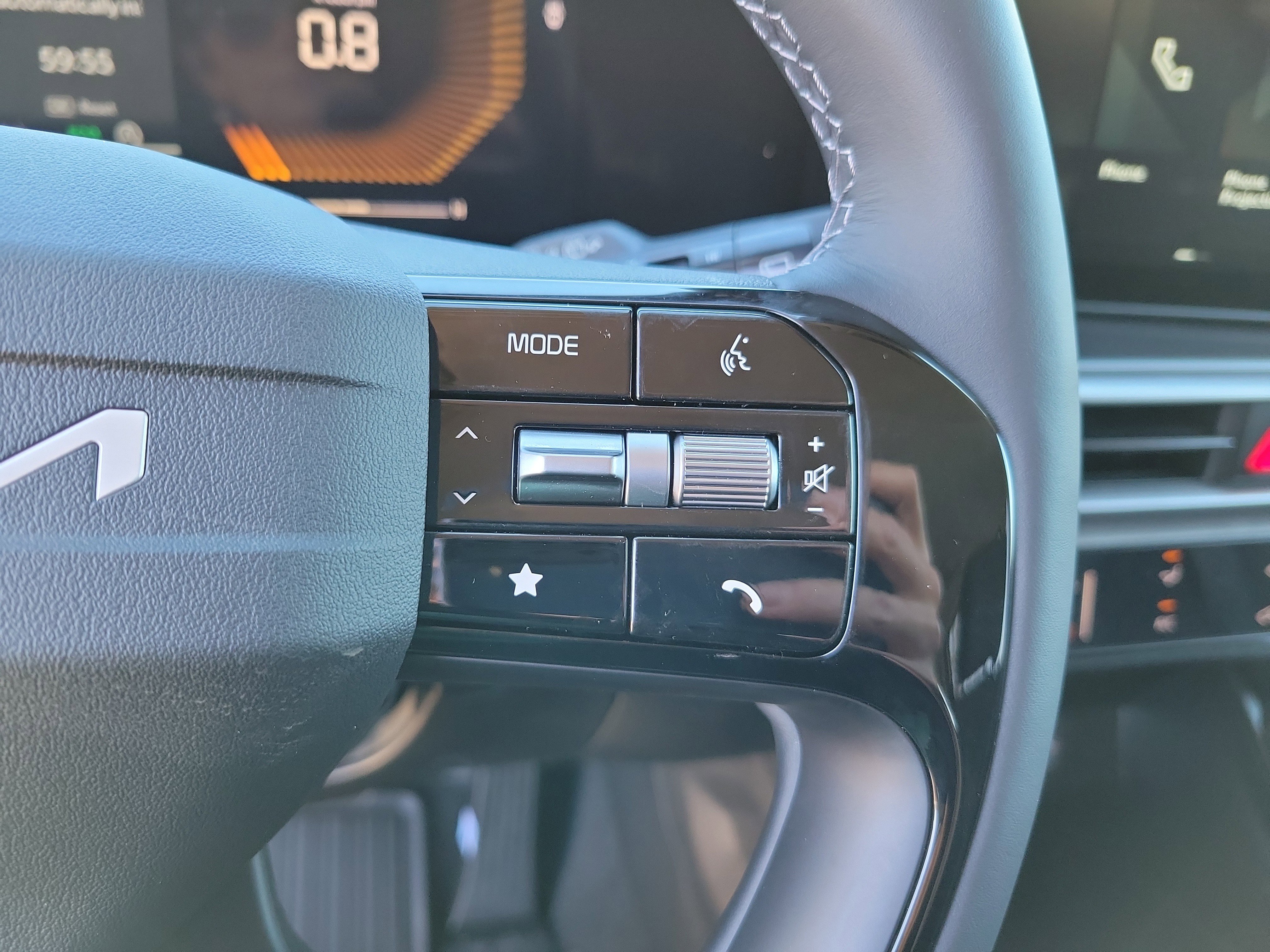 New 2026 Kia Sorento LX image 15