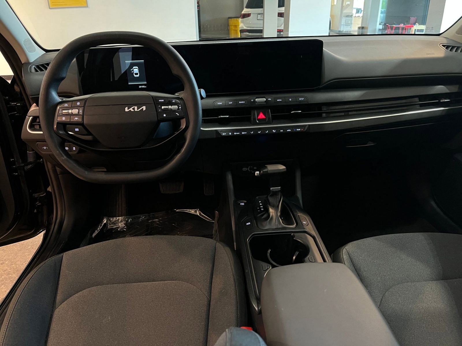 Used 2025 Kia K4 FWD image 34