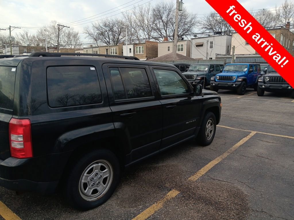 Used 2017 Jeep Patriot Sport w/ Power Value Group image 3