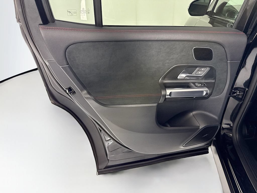Certified 2025 Mercedes-Benz GLB 250 image 26