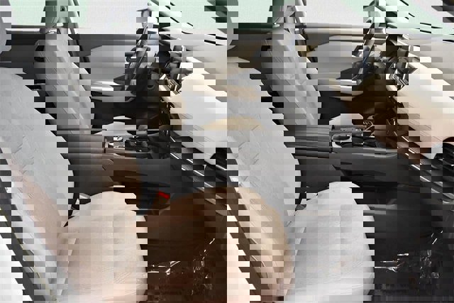 Used 2025 Nissan Rogue SV image 21