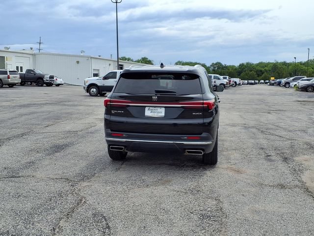 Used 2025 Buick Enclave Preferred AWD/4WD image 31