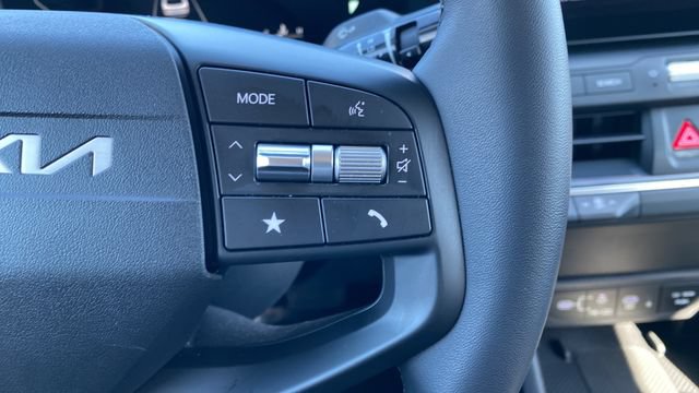 Certified 2025 Kia K4 GT-Line Turbo FWD image 32