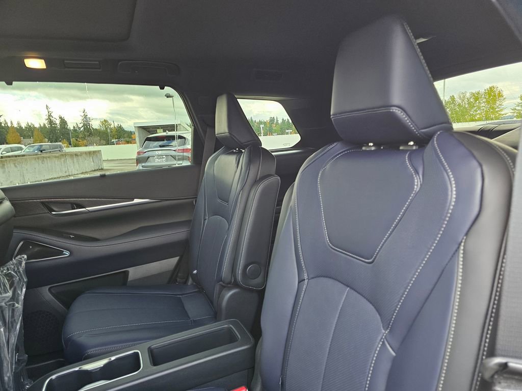 New 2026 INFINITI QX60 Sport image 19