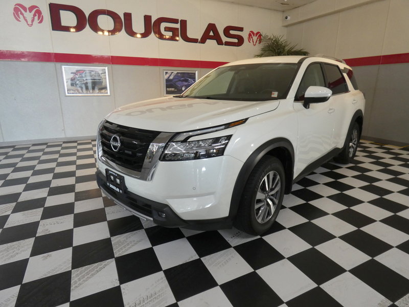 Used 2022 Nissan Pathfinder SL