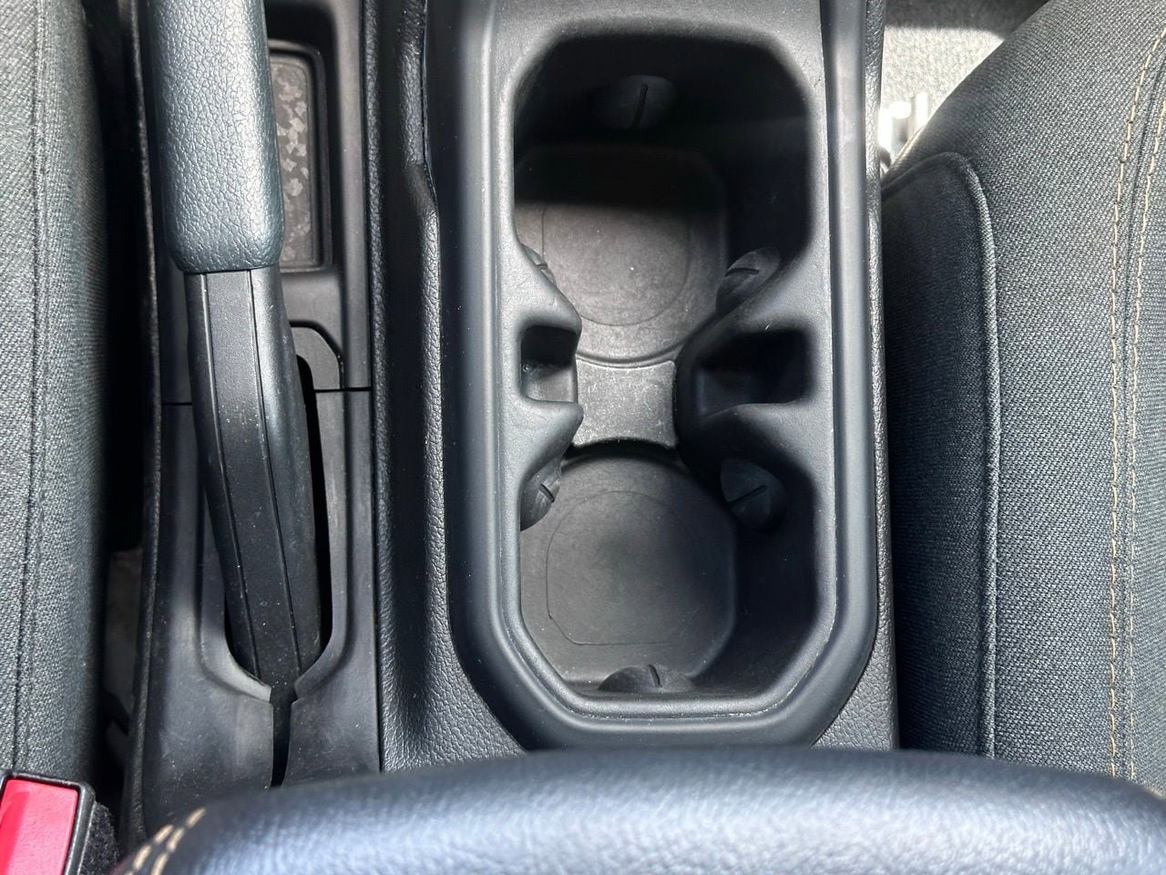 Used 2024 Jeep Wrangler Unlimited Sahara AWD/4WD image 31