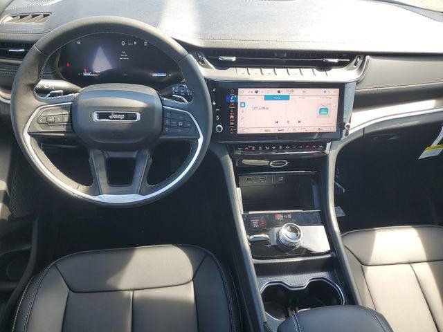 New 2026 Jeep Grand Cherokee L Limited w/ Limited Altitude Package AWD/4WD image 13