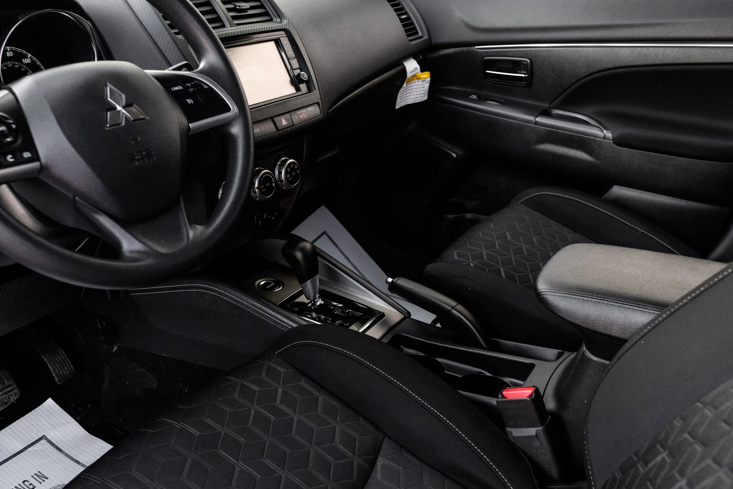 Used 2024 Mitsubishi Outlander Sport AWD image 25