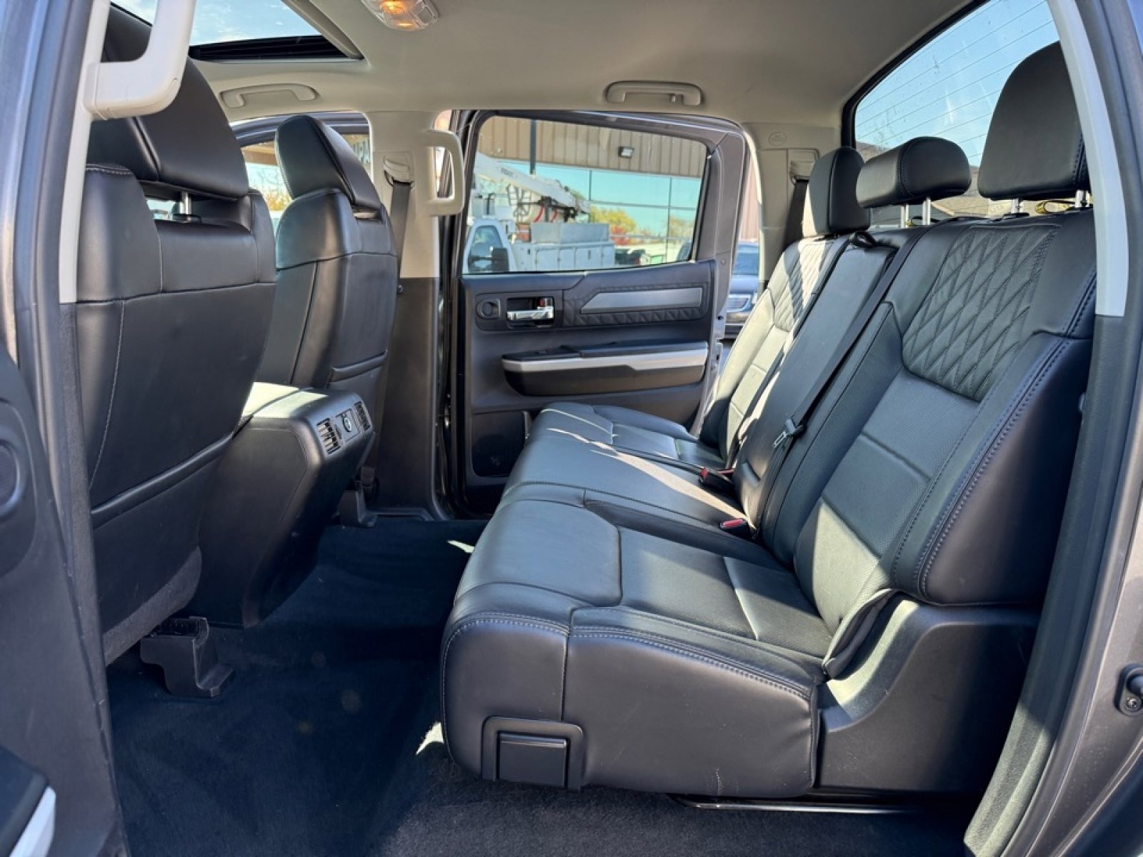 Used 2021 Toyota Tundra Platinum image 14