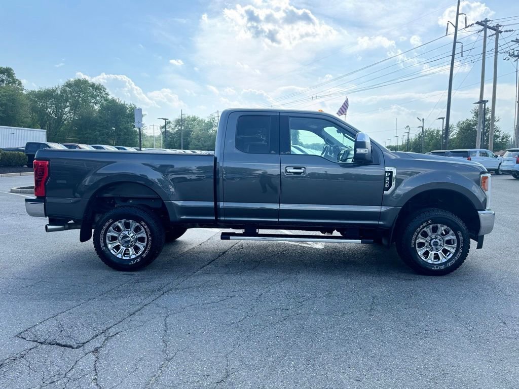 Used 2019 Ford F350 XLT w/ XLT Premium Package AWD/4WD image 7