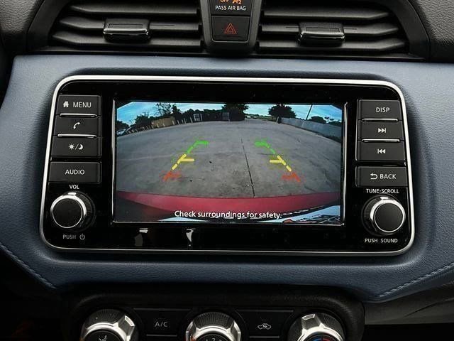Used 2025 Nissan Versa SV FWD image 22