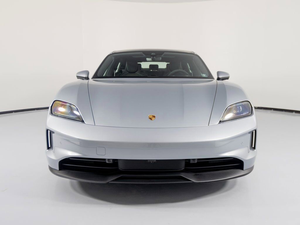 New 2026 Porsche Taycan image 7